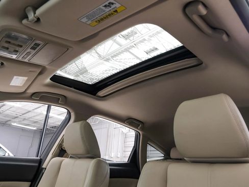 Used 2014 Honda Crosstour EX-L image 4