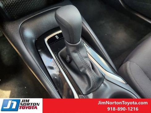 Used 2026 Toyota Corolla LE FWD image 21