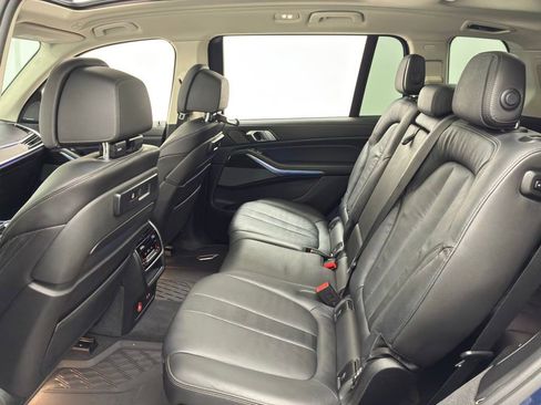 Used 2019 BMW X7 xDrive50i w/ Premium Package image 48