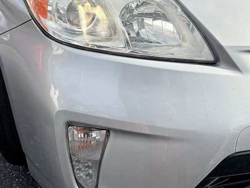 Used 2013 Toyota Prius Three image 7