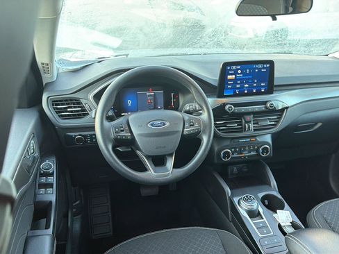 Used 2025 Ford Escape Active FWD image 18