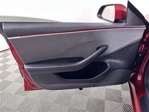 Used 2024 Tesla Model 3 Standard Range image 23