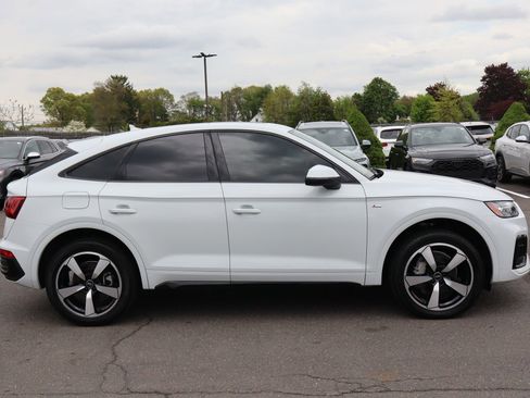 Used 2022 Audi Q5 2.0T Premium Plus w/ Premium Plus Package AWD/4WD image 4