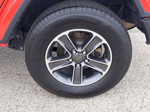 Used 2023 Jeep Wrangler Sahara image 27