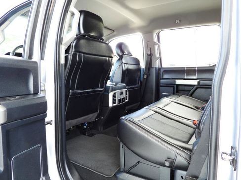 Used 2020 Ford F250 Lariat w/ Tremor Off-Road Package AWD/4WD image 46