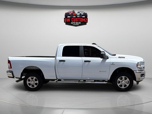 Used 2024 RAM 2500 Big Horn w/ Off Road Package AWD/4WD image 8