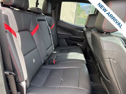 Used 2025 Chevrolet Colorado Z71 w/ Technology Package image 10