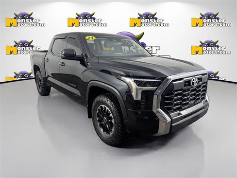 Used 2024 Toyota Tundra SR5 image 3