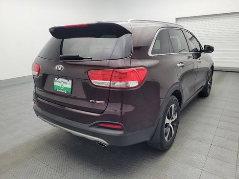 Used 2016 Kia Sorento EX image 9