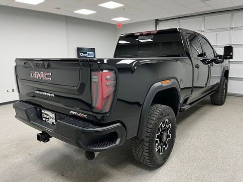 Used 2024 GMC Sierra 2500 AT4X AWD/4WD image 15