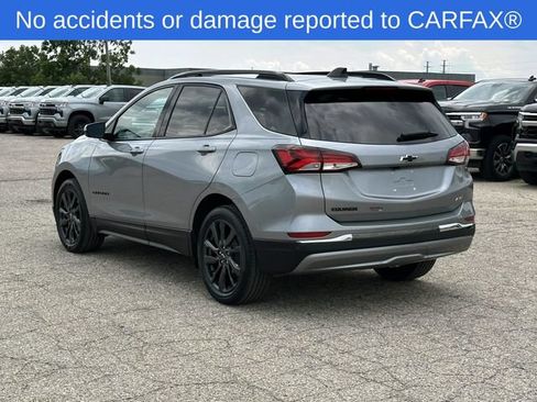 Used 2023 Chevrolet Equinox RS FWD image 3