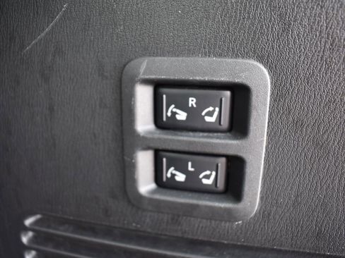 Used 2019 Nissan Armada SV w/ Driver Package RWD image 60