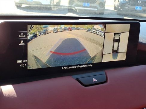 Certified 2025 MAZDA CX-70 Plug-In Hybrid w/ Premium Plus image 24