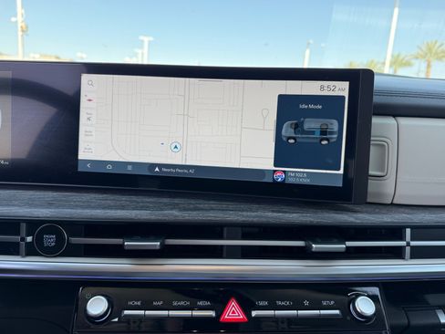 Used 2024 Hyundai Santa Fe Calligraphy FWD image 28