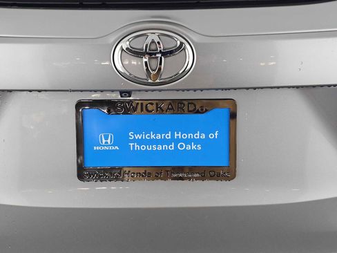 Used 2015 Toyota Highlander LE image 14