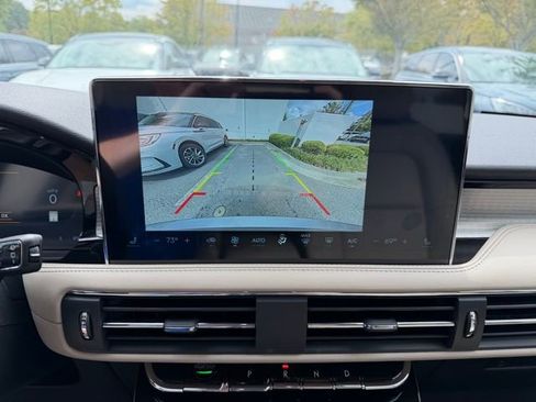 New 2025 Lincoln Corsair FWD image 9