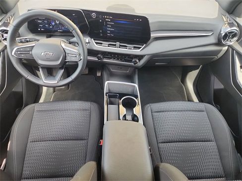 Used 2025 Chevrolet Equinox LT w/ Midnight Edition image 19