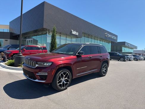 Used 2022 Jeep Grand Cherokee Summit image 1