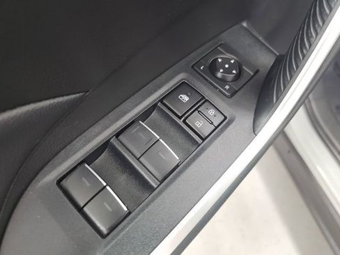 Used 2023 Toyota RAV4 XLE w/ Convenience Package AWD/4WD image 12