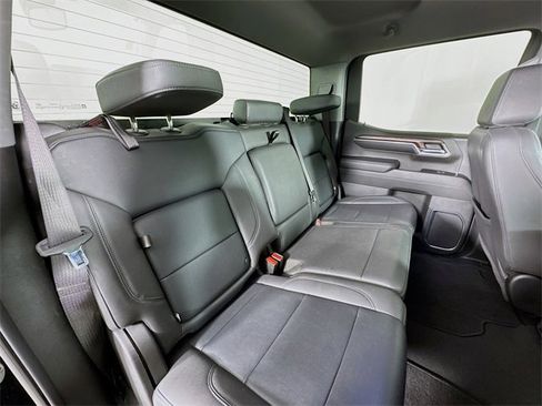 Used 2024 GMC Sierra 1500 SLT image 27