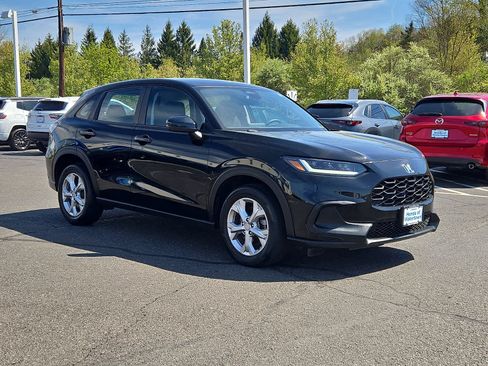 Certified 2023 Honda HR-V LX image 4