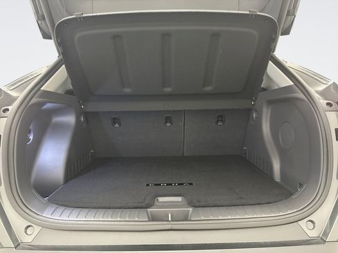 Used 2026 Hyundai Kona Limited FWD image 23