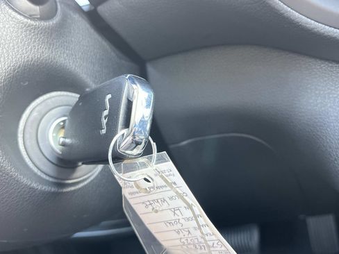 New 2025 Kia Soul LX image 28