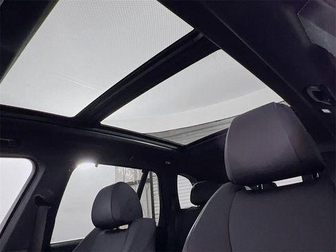 Used 2022 BMW X5 xDrive45e w/ Executive Package image 14