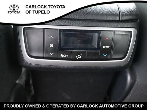 Used 2019 Toyota Highlander LE FWD image 27