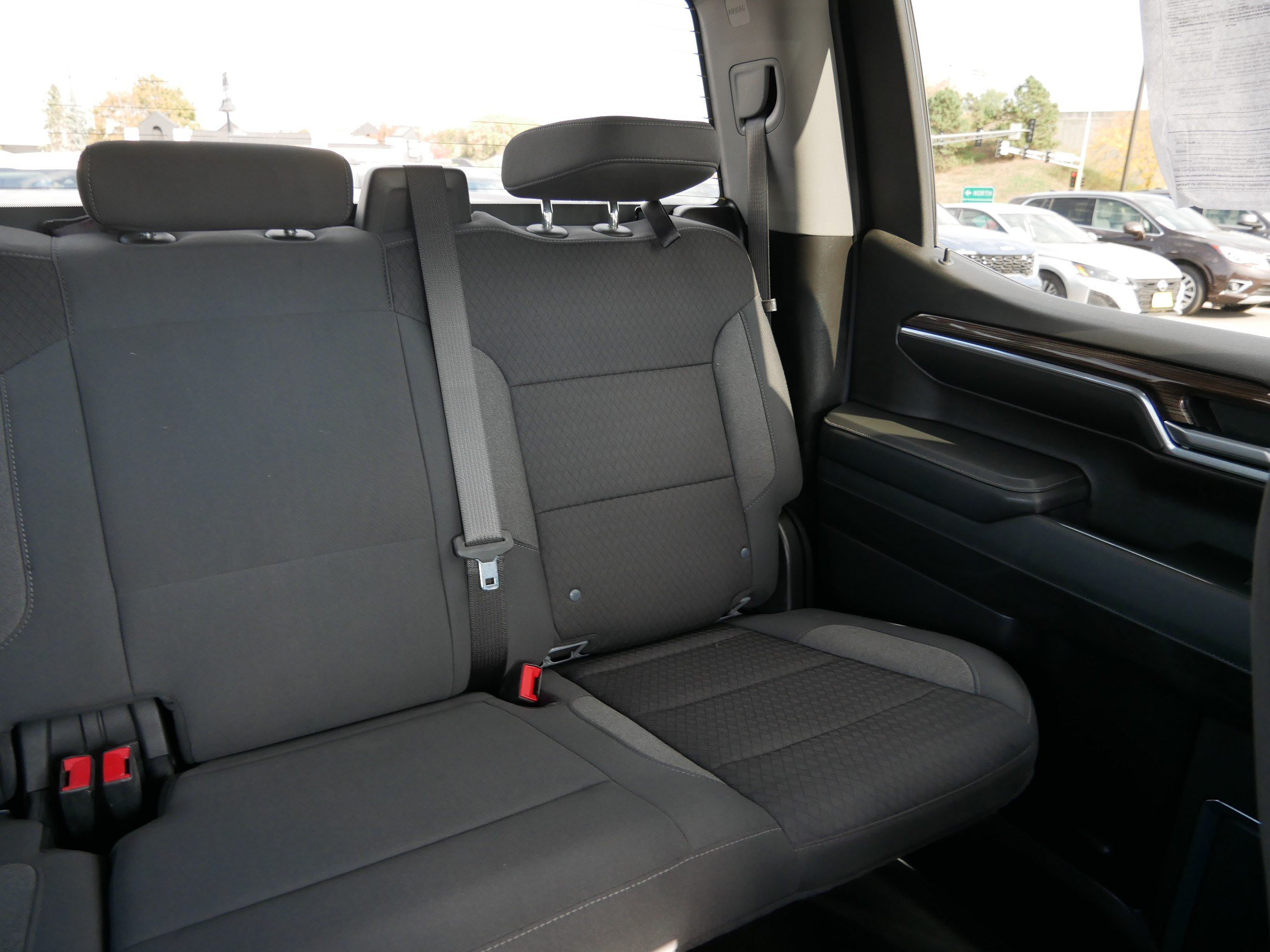 Used 2024 Chevrolet Silverado 1500 LT AWD/4WD image 14