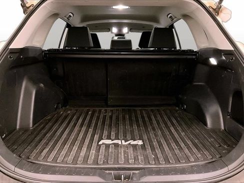 Used 2025 Toyota RAV4 LE AWD/4WD image 33