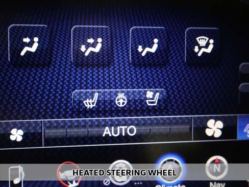 Used 2016 Dodge Challenger SRT Hellcat image 8