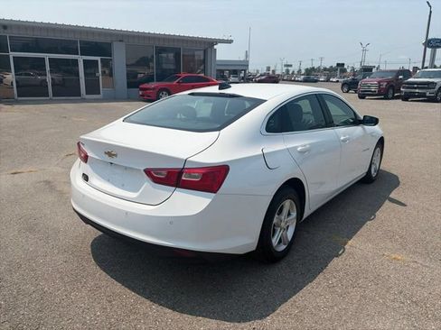 Used 2024 Chevrolet Malibu LS w/ Driver Confidence Package FWD image 6