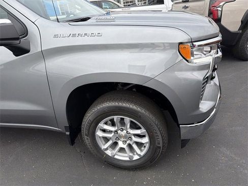 New 2026 Chevrolet Silverado 1500 LT image 2