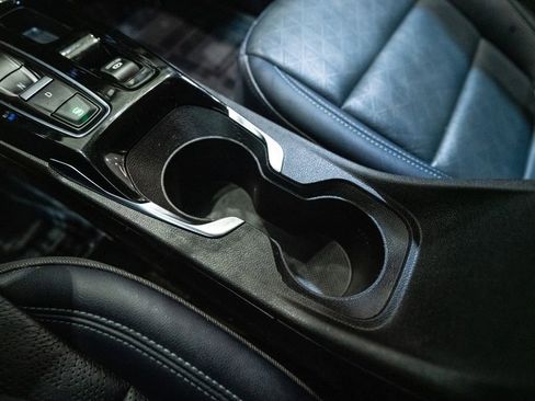 Used 2022 Chevrolet Bolt EUV LT w/ Convenience Package image 30