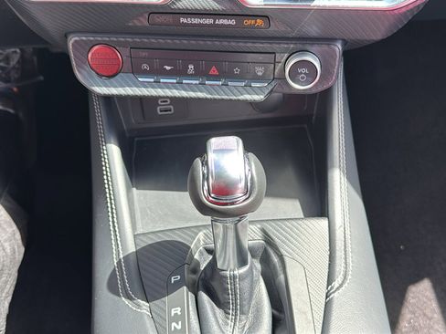 Used 2025 Ford Mustang GT Premium RWD image 23