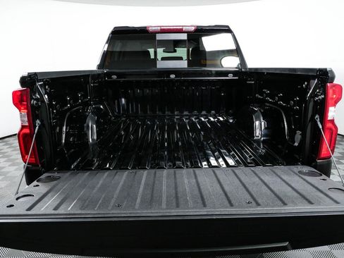 Used 2022 Chevrolet Silverado 1500 LTZ w/ LTZ Convenience Package II AWD/4WD image 31