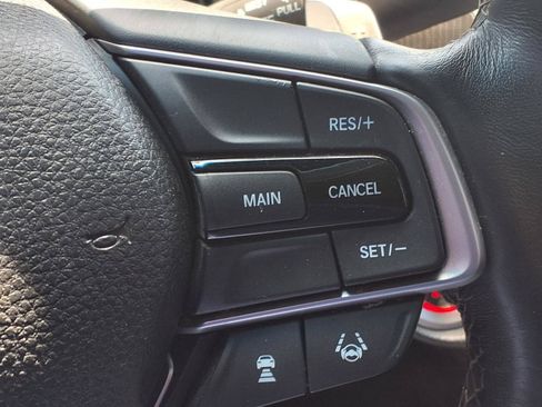 Used 2018 Honda Accord Sport image 13