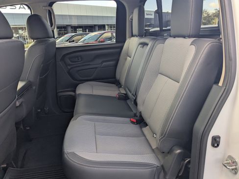 Used 2021 Nissan Titan S w/ S Utility Package image 14