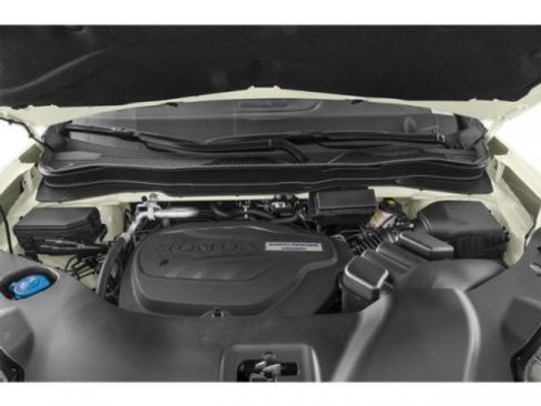 Used 2018 Honda Pilot Touring image 13