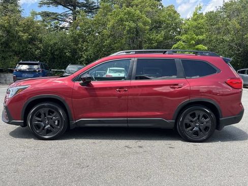 Certified 2025 Subaru Ascent Bronze Edition w/ Onyx Package AWD/4WD image 10