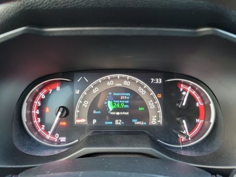 Used 2025 Toyota RAV4 LE FWD image 17