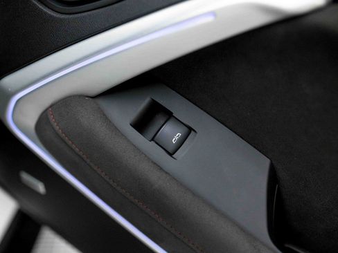 Used 2017 Chevrolet Camaro ZL1 RWD image 81
