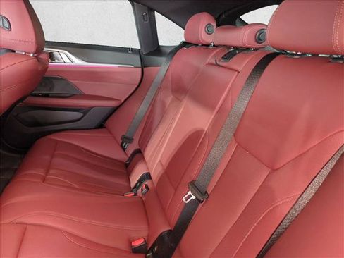 Used 2023 BMW i4 eDrive35 RWD image 19