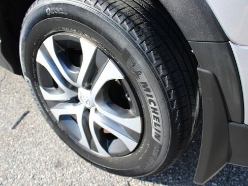 Used 2017 Toyota RAV4 LE image 29