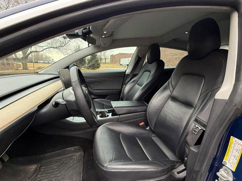 Used 2019 Tesla Model 3 Long Range image 9