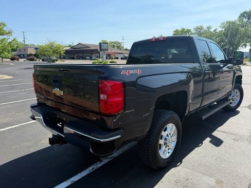 Used 2015 Chevrolet Silverado 2500 LT w/ LT Convenience Package AWD/4WD image 5