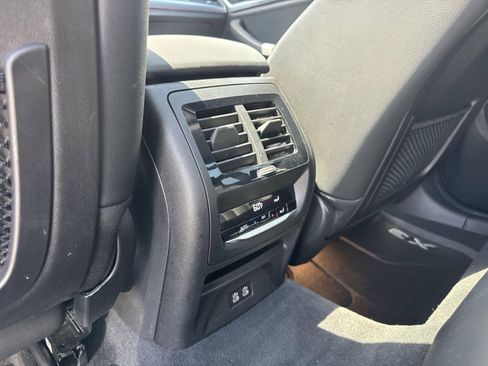 Used 2023 BMW X3 xDrive30i w/ Convenience Package image 29