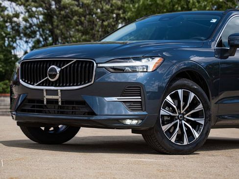 Certified 2023 Volvo XC60 B5 Core w/ Climate Package AWD/4WD image 2