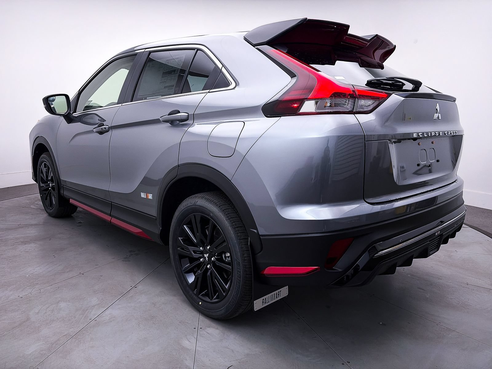 Used 2026 Mitsubishi Eclipse Cross Ralliart AWD/4WD image 4